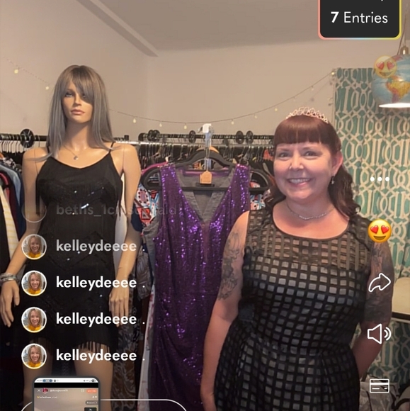 🤘The Motley Cruise 12/6 Holiday Edition "Whos And Grinches" - Picture 16 of 16